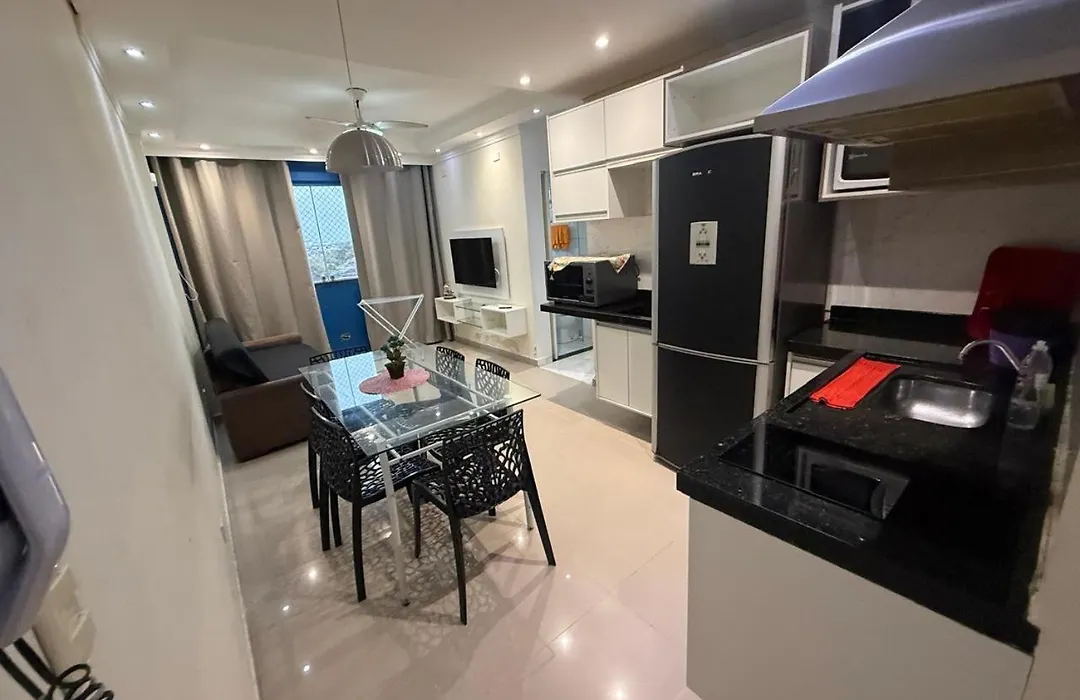 Apartamento 51 proximo a praia da Enseada-1